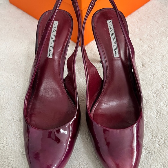 Via Spiga Burgundy Slingback Heels - Picture 1 of 2